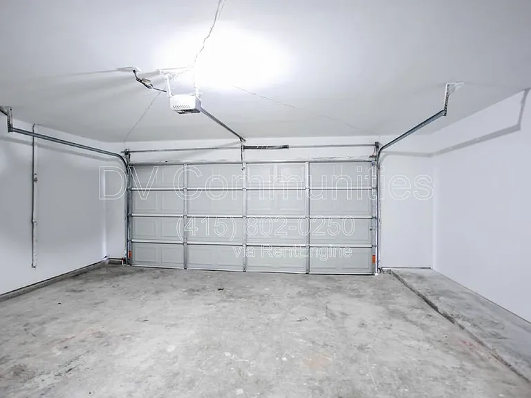 5806 Evening Shadows Ln — Photo 21