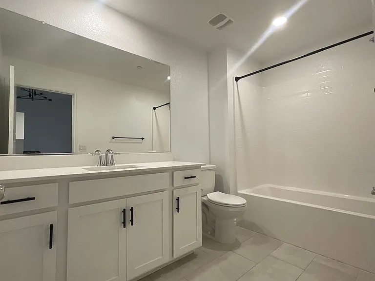 6256 Foxes Dale St — Photo 11