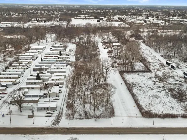 3859 East ADDISON AVENUE, Oak Creek, WI 53154