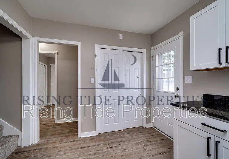 408 Margaret Dr — Photo 10