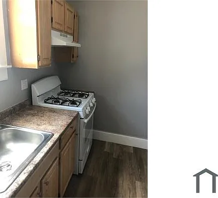 290 Highland St #3 — Photo 5