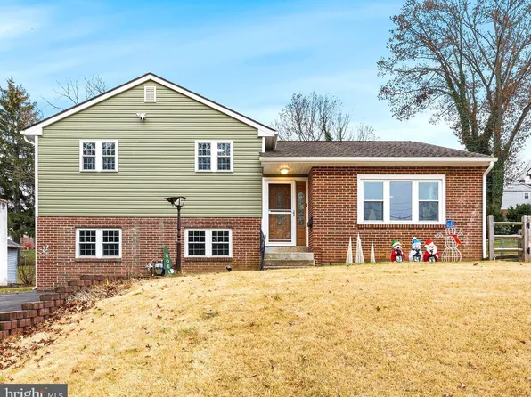 214 Paper Mill Rd, Oreland, PA 19075