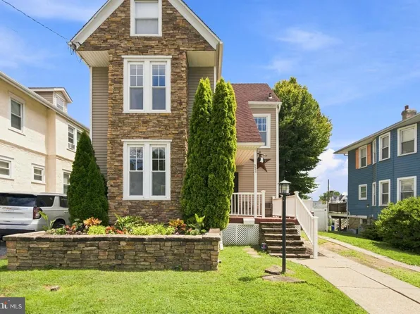 558 Mohawk Ave, Norwood, PA 19074