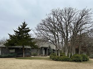 10001 Forest Glade Dr, Oklahoma City, OK 73151