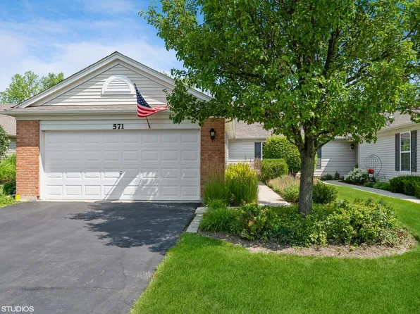 571 S Essington Dr, Round Lake, IL 60073