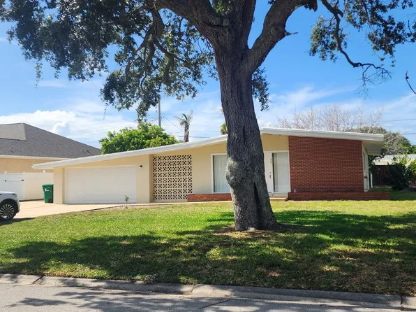 407 N 4th St, Cocoa Beach, FL 32931