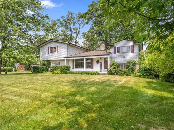 31950 Farmersville Rd, Farmington Hills, MI 48334