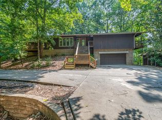 514 Briarwood Dr, Eden, NC 27288