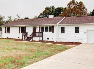 1014 W Catawba Ave, Mount Holly, NC 28120