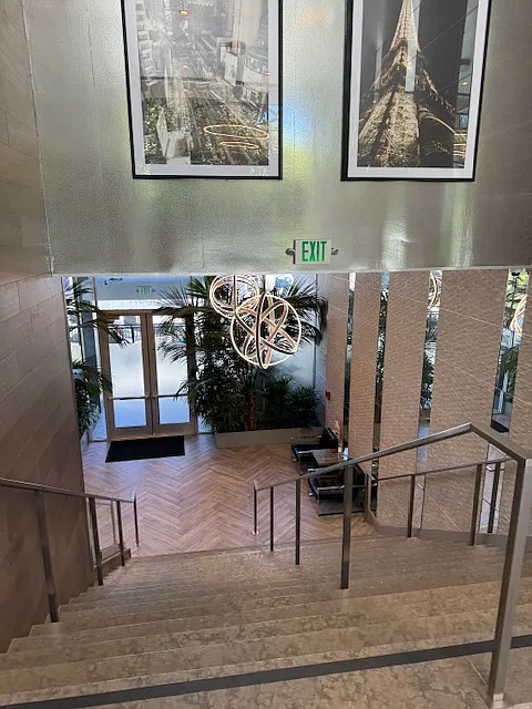600 South Van Ness — Photo 1