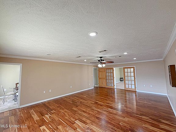 5th image of 1302 Highway 16 W