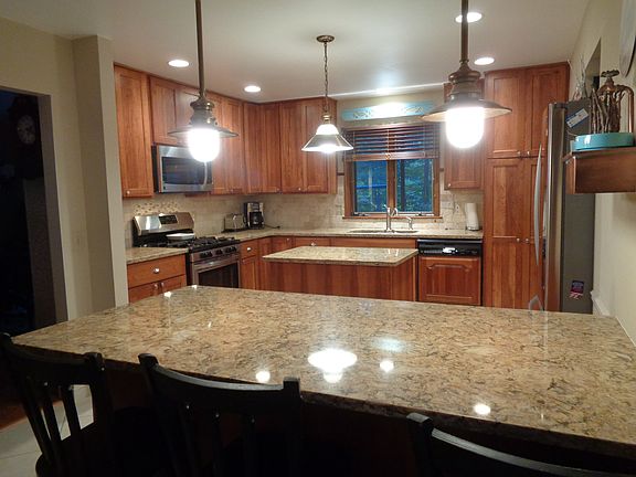 5th image of 3069 Curtis Ct
