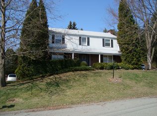 2715 Champlain Dr, Allison Park, PA 15101