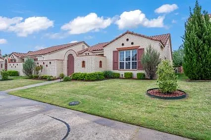 3742 W Austin St Photo 1