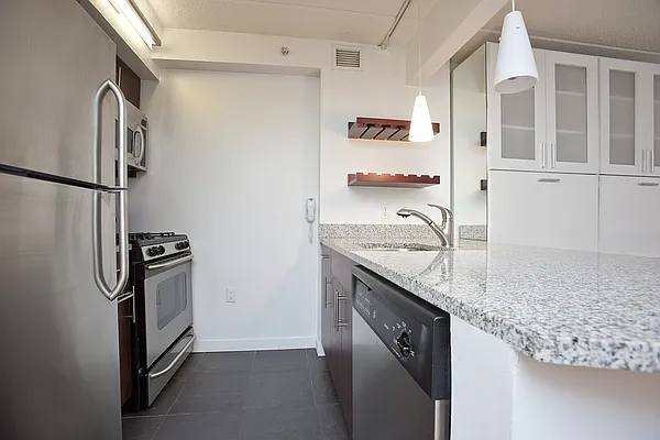 Rented by LG Fairmont Group | media 21