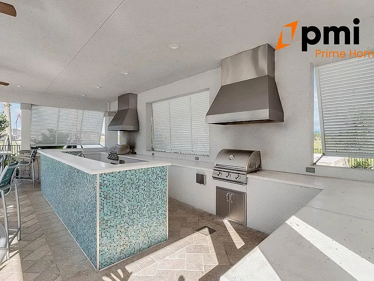 10083 Salt Point Dr — Photo 41