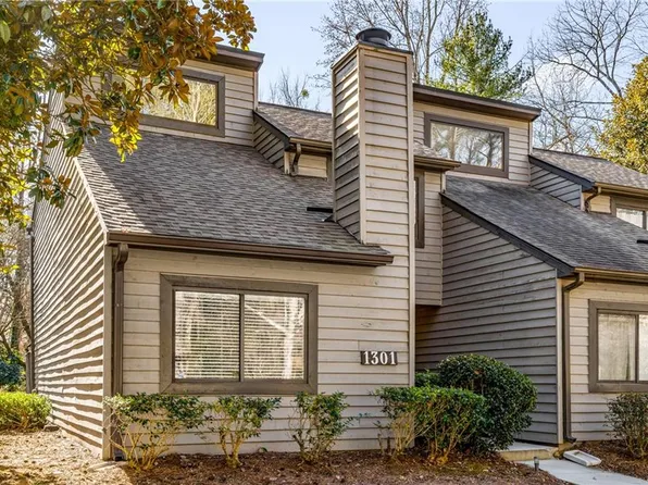 1301 Cedar Chase Dr NE, Atlanta, GA 30324