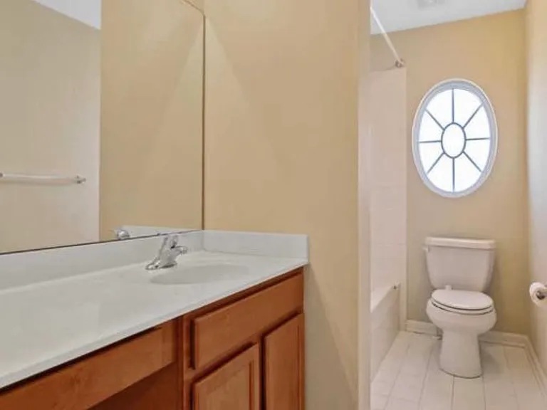 223 Viola Dr — Photo 13