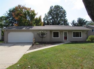 20729 Pineview Cir, Strongsville, OH