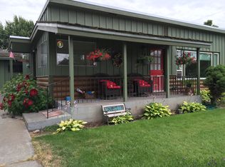 35 W Cedar Dr, Hermiston, OR 97838