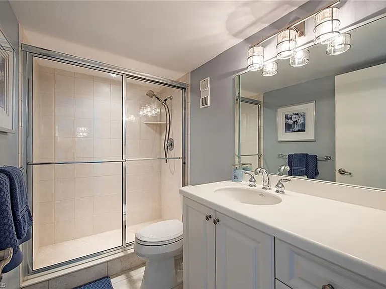 260 Seaview Ct #1505 — Photo 12