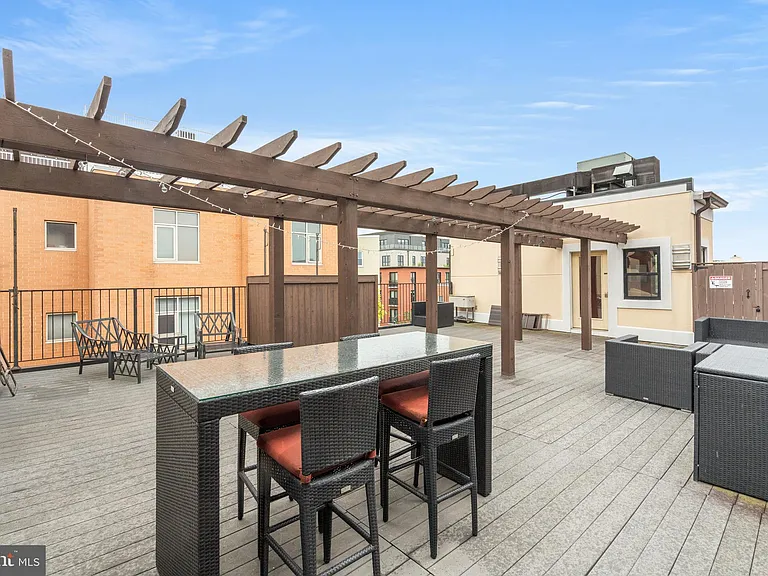 1354 Euclid St NW #202A — Photo 23