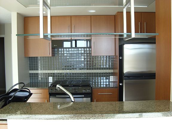 2nd image of 583 Beach Cres #1806