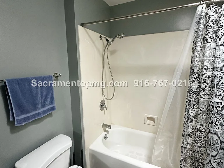 1283 Live Oak Ln — Photo 22