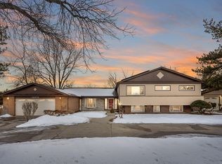12675 Hillcrest Dr, Longmont, CO 80504