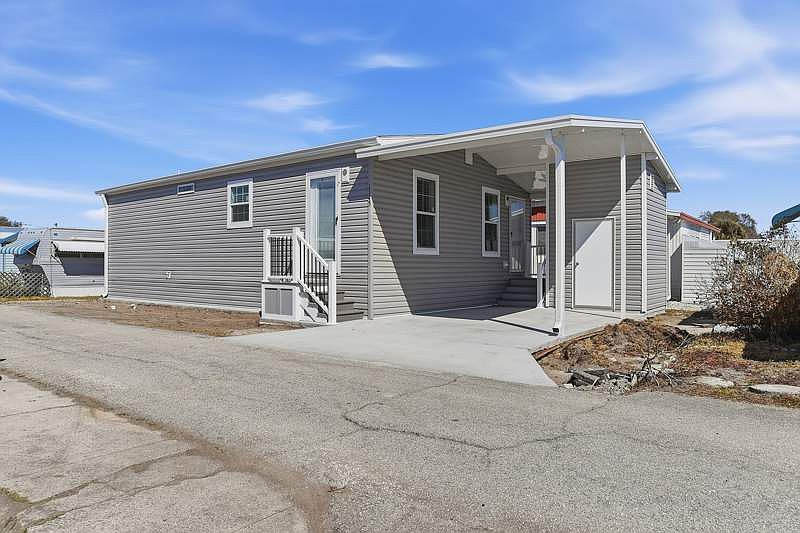 1st image of 1145 Castleberry Rd #C194