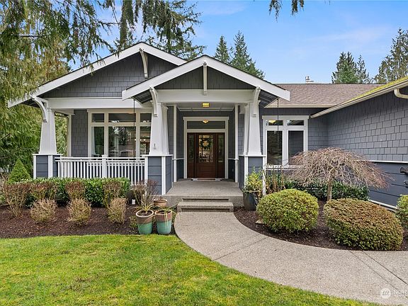 3rd image of 4615 Saddleback Drive NW