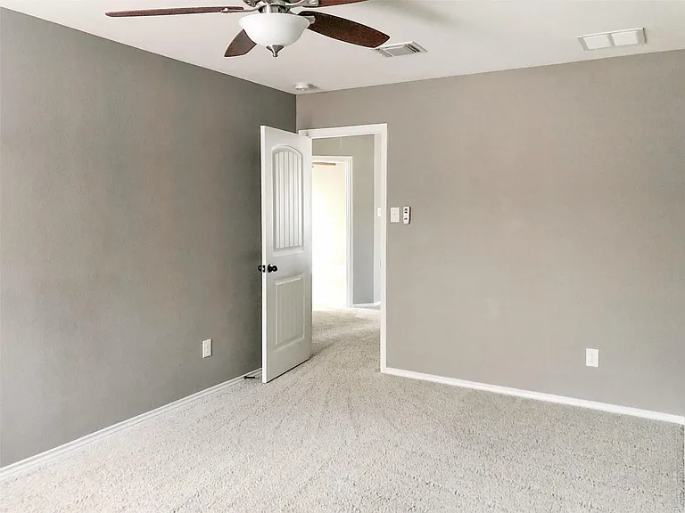 1649 Bovina Dr — Photo 25