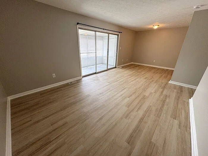 1231 Woodbrook Ct #NA — Photo 5