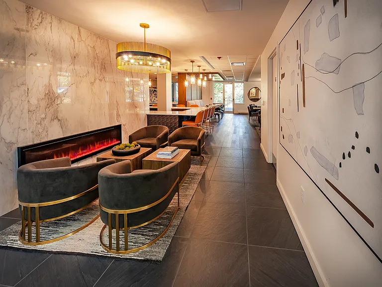Riley Towers — Photo 17