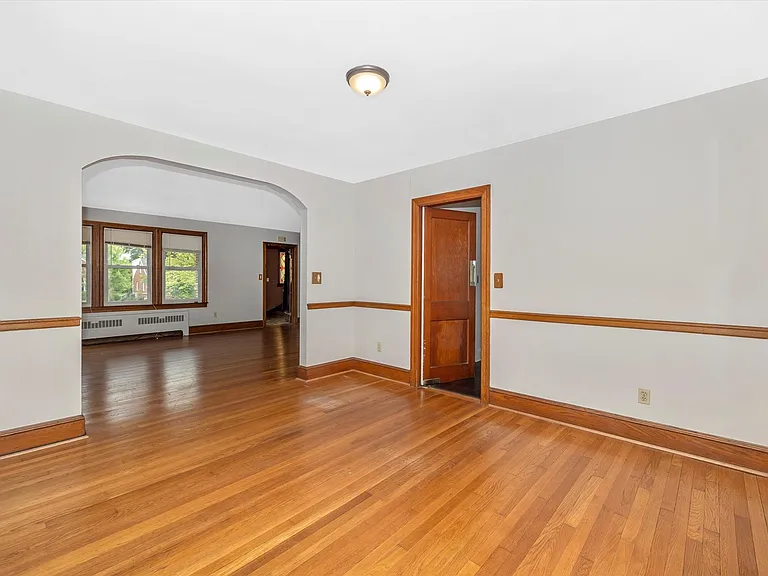 531 Lee Pl — Photo 12