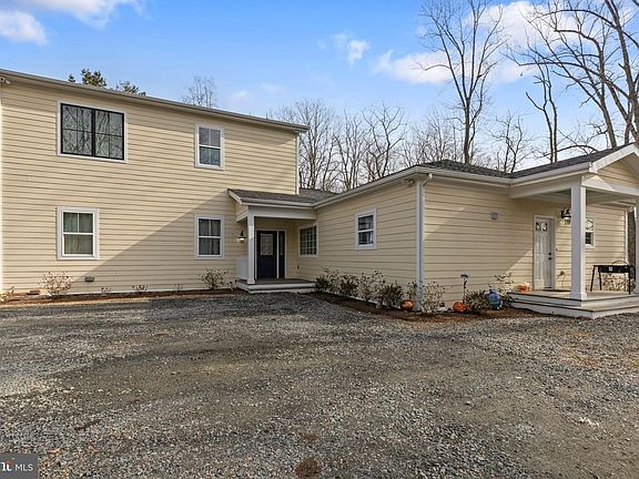 3rd image of 1817 Slate Mill Branch Rd