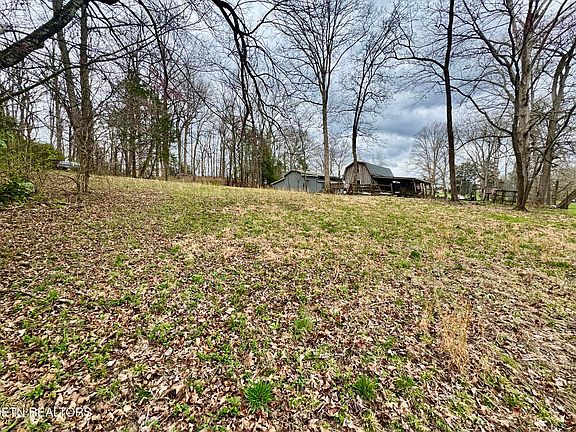 5th image of Bland Rd