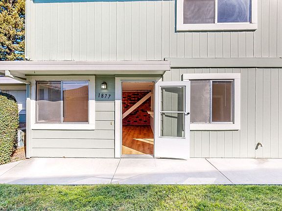 3rd image of 1877 Dorado Ct