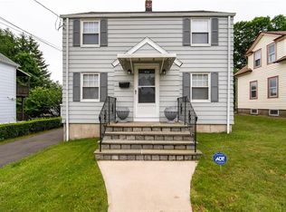 469 Clark St, Bridgeport, CT 06606