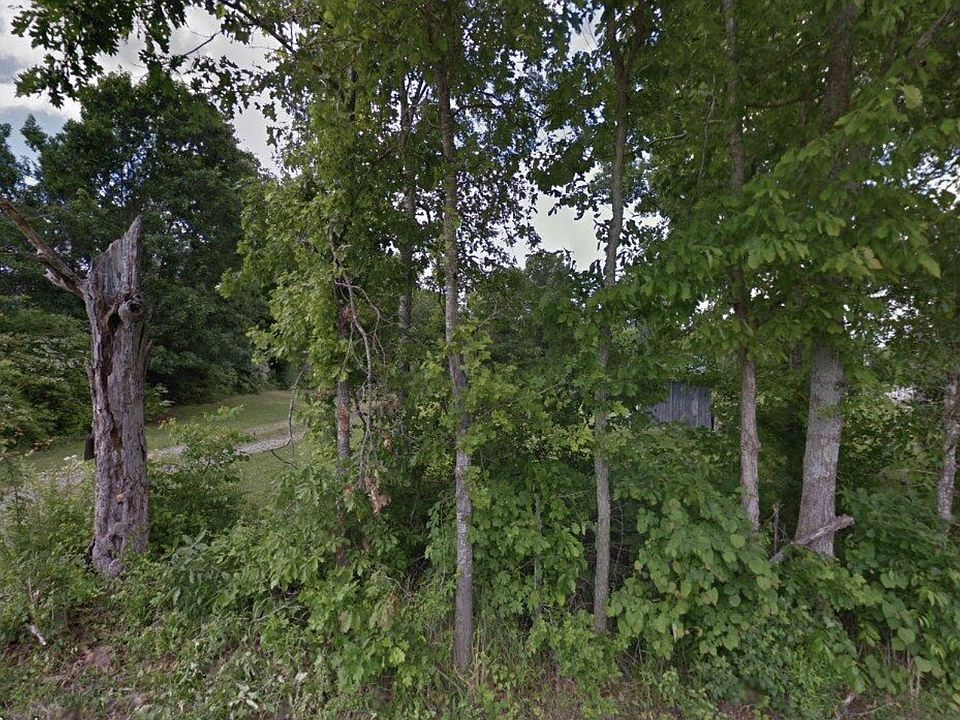 2nd image of 417 Fay Creek Rd
