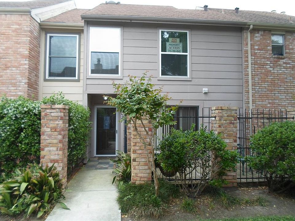 1st image of 800 Country Place Dr Unit 802