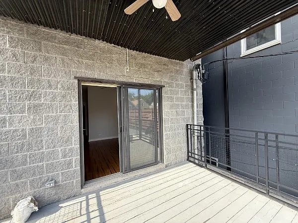 2153 W Belmont Ave #2 — Photo 28