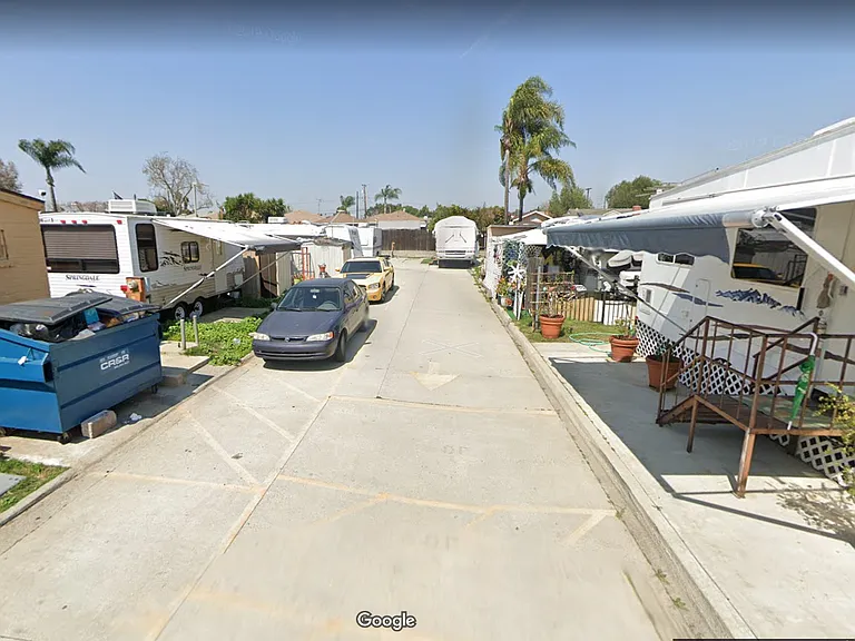 9141 Alondra Blvd #9 — Photo 4