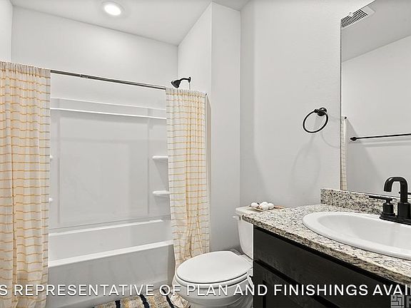 5th image of 15533 Rocco Dr