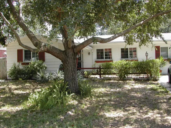 12646 82nd Ave, Seminole, FL 33776
