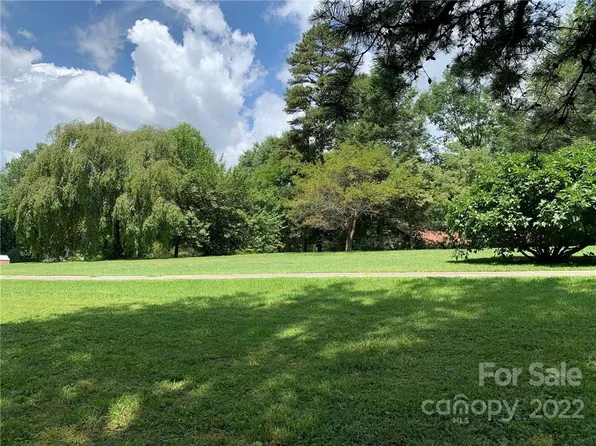 0 Azalea Park Dr, Hendersonville, NC 28792