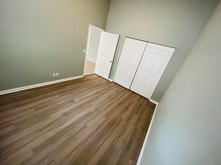 1654 Hawthorne Pl — Photo 18