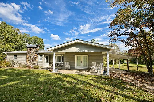 110 Holly Ave Photo 1