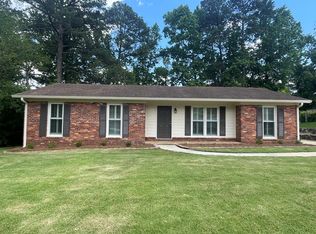 4524 Kings Point Dr, Columbus, GA 31909