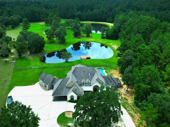 8071 Stacy Diane Dr, Montgomery, TX 77316